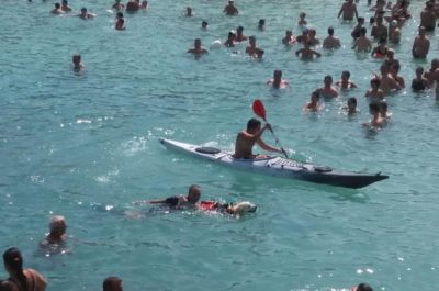 Bagnini a quattro zampe: i cani da soccorso salvano anche un bimbo di 10 anni - Corriere Salentino