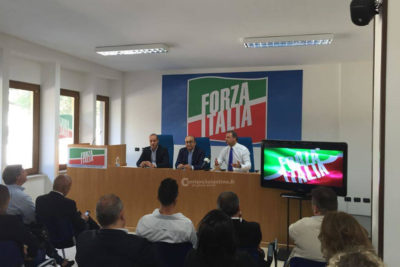 Forza Italia presenta i nuovi uomini: "Vanno bene i rientri, ma con le analisi del sangue. Palese candidato? Deciderà Berlusconi" - Corriere Salentino