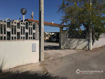 Distrutte dal fuoco le auto di padre, figlio e nuora: misterioso incendio alla periferia di Gallipoli - Corriere Salentino