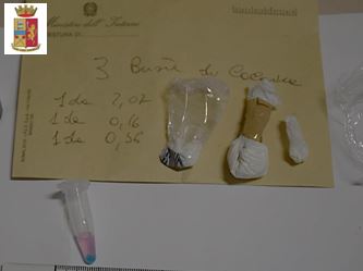 Sullo scooter senza patente né assicurazione, ma con hashish, marijuana, e cocaina: due giovani nei guai - Corriere Salentino