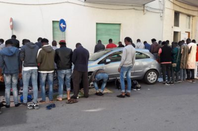 La differenziata per tutti: Monteco consegna i kit alla comunità islamica di Lecce - Corriere Salentino