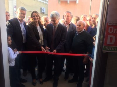 Il "mi hai convinto" di Emiliano a Renzi, che non convince Mdp. Abaterusso: "Imbarazzante: andremo da soli" - Corriere Salentino