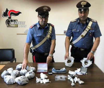 In casa droga e piantine di marijuana: scattano un arresto ed una denuncia per spaccio - Corriere Salentino
