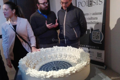 "Arte per tutti", Vietato non toccare: la riproduzione tattile del rosone di Santa Croce di Lecce - Corriere Salentino