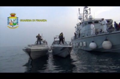 Dal traffico di sigarette a quello di esseri umani: ex contrabbandieri gestivano la tratta dei migranti, sette arresti - Corriere Salentino