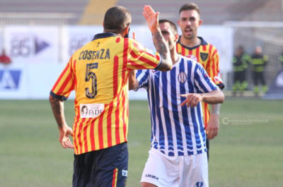 Lecce fermato dall’Akragas, tante occasioni ma nessun gol - Corriere Salentino