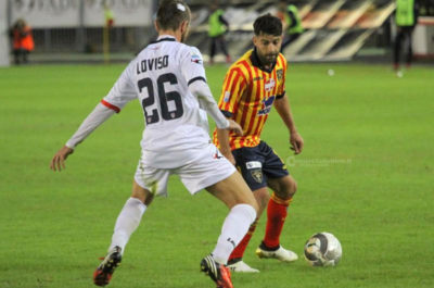 Il Lecce vince anche col Cosenza e va in fuga - Corriere Salentino