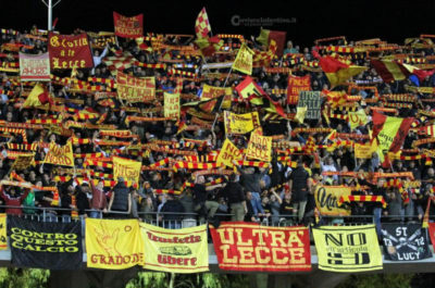 Il Lecce vince anche col Cosenza e va in fuga - Corriere Salentino