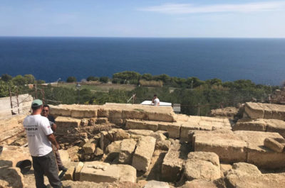 Scoperta archeologica a Castro: trovato l'altare del tempio di Minerva - Corriere Salentino