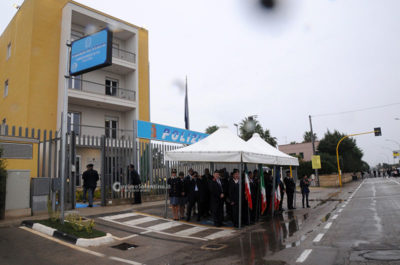 Il ministro Minniti inaugura la nuova Caserma e Commissariato di Gallipoli dopo 10 anni di stallo - Corriere Salentino