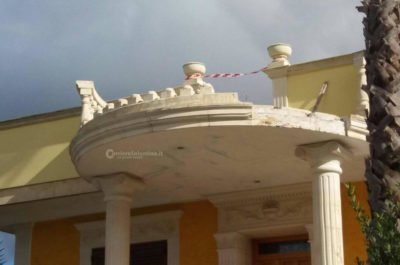 Precipita dal tetto di un'abitazione, operaio 43enne in Rianimazione - Corriere Salentino