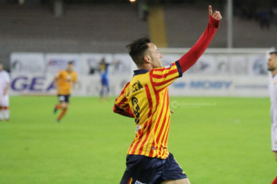 Il Lecce torna a vincere: 2 – 1 alla Casertana , Di Piazza e Riccardi firmano le reti giallorosse - Corriere Salentino
