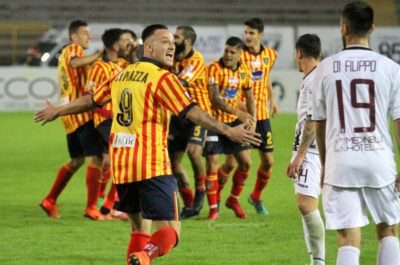 Il Lecce non si ferma più, battuta la Reggina in rimonta - Corriere Salentino