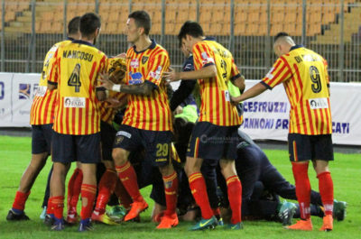 Il Lecce non si ferma più, battuta la Reggina in rimonta - Corriere Salentino
