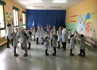 70 anni della Costituzione, a Salve nel giorno della promulgazione gli studenti spiegano ai cittadini i principi della Carta