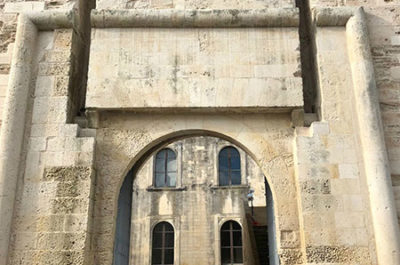 Tagliato il nastro alla Porta Falsa del Castello Carlo V su Piazza Libertini - Corriere Salentino