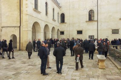 Tagliato il nastro alla Porta Falsa del Castello Carlo V su Piazza Libertini - Corriere Salentino