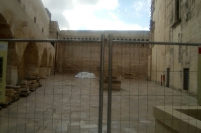 Tagliato il nastro alla Porta Falsa del Castello Carlo V su Piazza Libertini - Corriere Salentino