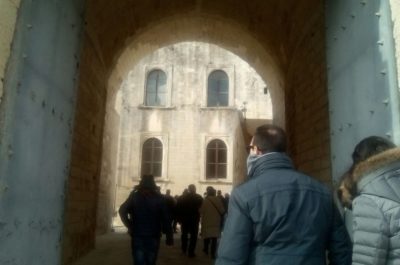 Tagliato il nastro alla Porta Falsa del Castello Carlo V su Piazza Libertini - Corriere Salentino