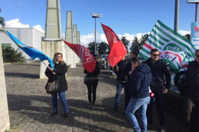 Comdata, la battaglia dei dipendenti contro la flessibilità spinta. Call center, il ripiego di un’intera generazione nella provincia - Corriere Salentino