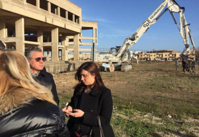 Addio all’ecomostro che costò oltre un miliardo: cancellato entro Natale. Nasce un grande parco - Corriere Salentino