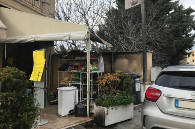 Fiamme danneggiano chioschetto, misterioso incendio nella notte - Corriere Salentino