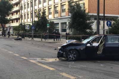 Schianto su viale Marche: muore un 60enne, ferito il figlio, investitore ubriaco viaggiava su corsia opposta, arrestato - Corriere Salentino