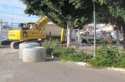 Traffico impazzito alla rotatoria del cavallo a Castromediano. Incidenti, litigi e proteste - Corriere Salentino