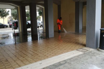 "Quartieri Puliti": ripulito il quartiere Santa Rosa - Corriere Salentino