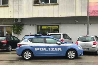 Rapina nell'ufficio postale: agente libero dal servizio spara colpo di pistola - Corriere Salentino