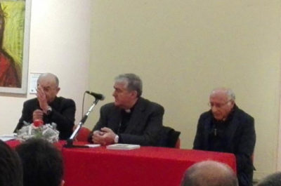 L’Arcivescovo Michele Seccia incontra i docenti e gli studenti dell’Istituto di scienze religiose “don Tonino Bello” - Corriere Salentino