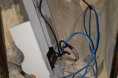 Ai domiciliari, ma spacciava droga e "rubava" energia elettrica: in carcere 46enne - Corriere Salentino