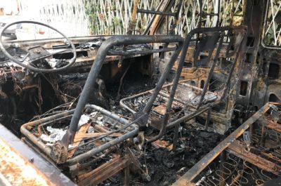 Fiamme avvolgono il furgone di un commerciante ambulante, mistero sulle cause - Corriere Salentino