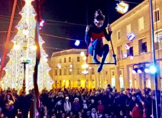 La Befana di solidarietà 2018 sfrattata da Piazza Sant’Oronzo all’ultimo momento si rifugia al Vita il 6 gennaio