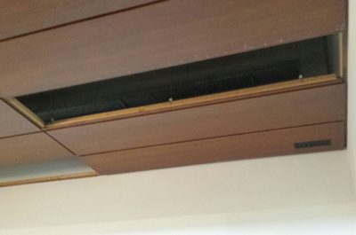 Cade il controsoffitto dell'aula bunker, avvocatessa viene colpita alla testa e finisce in ospedale - Corriere Salentino