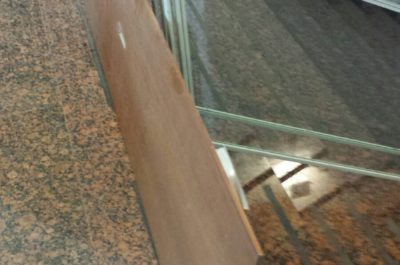 Cade il controsoffitto dell'aula bunker, avvocatessa viene colpita alla testa e finisce in ospedale - Corriere Salentino