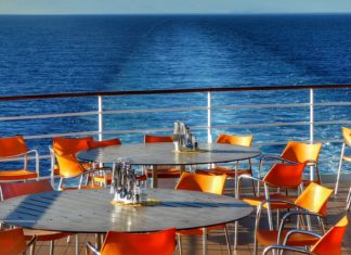 La crociera era una truffa, e cinque famiglie restano a terra prima di imbarcarsi: falso operatore denunciato