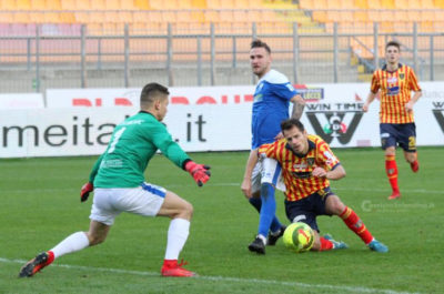 Coppa Italia Serie C, Lecce - Matera 3-0: Dubickas, Costa Ferreira e Megelaitis in gol - Corriere Salentino