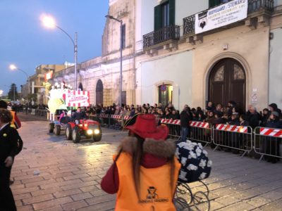 “Lu capicanale” di Aradeo, un’antica tradizione che rivive tra mostre, spettacoli e cibi tipici - Corriere Salentino