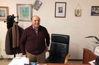 Il grande flop, manca una firma e Godot non passa: in 16 davanti al segretario - Corriere Salentino