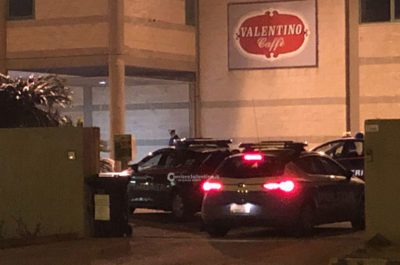 Rapina ai danni del "Valentino Caffè": due malviventi in fuga con 22mila euro in contanti e 14mila in assegni - Corriere Salentino