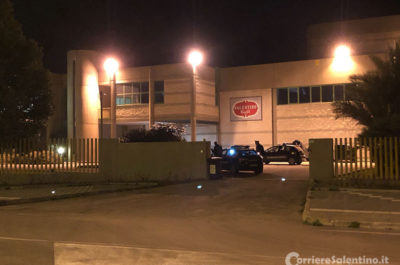 Rapina ai danni del "Valentino Caffè": due malviventi in fuga con 22mila euro in contanti e 14mila in assegni - Corriere Salentino