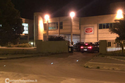 Rapina ai danni del "Valentino Caffè": due malviventi in fuga con 22mila euro in contanti e 14mila in assegni - Corriere Salentino