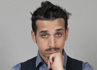 Il comico siciliano Roberto Lipari a LaFabbrica8 di Nardò