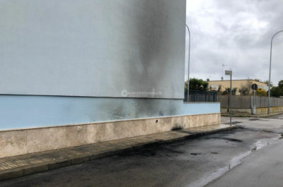 Alle fiamme l'auto del comandante della Polizia Municipale, misterioso rogo ad Arnesano - Corriere Salentino