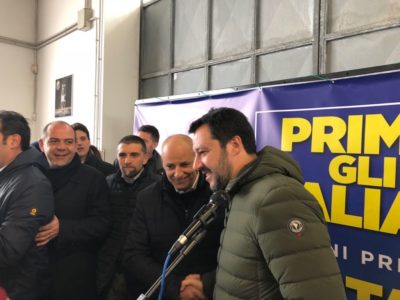 Salvini a Martano: “Difesa dei nostri prodotti”. Poi replica a Fitto: “Decideranno gli elettori il premier del centrodestra” - Corriere Salentino