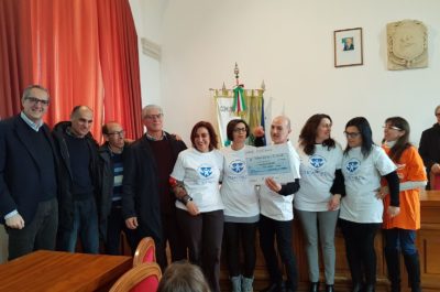 Martano, rottura del salvadanaio e consegna dell’incasso a Tria Corda - Corriere Salentino