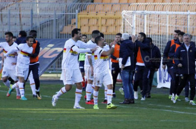 Il Lecce con le sue novità stravince contro il Catanzaro - Corriere Salentino