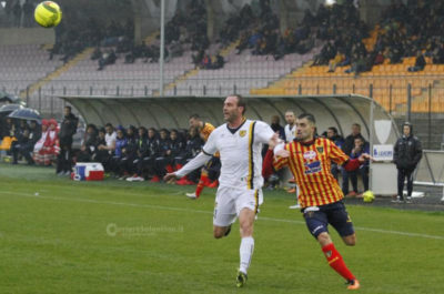 Il Lecce non ammazza (per ora) il campionato, sconfitta contro la Juve Stabia in casa - Corriere Salentino
