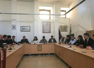 Piano traffico, commercianti inferociti. Rotundo: “Progetto del centrodestra”. Messuti: “Sì, ma prima bisognava aprire i parcheggi”